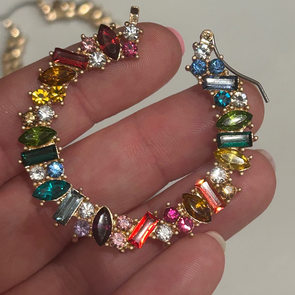 *NEW* BEAUTIFUL Earrings